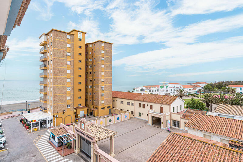 Apartamento en venta en San Luis de Sabinillas, Málaga