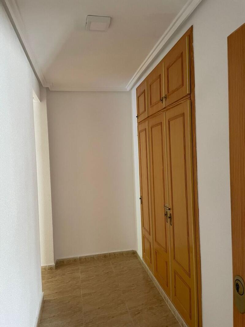 2 slaapkamer Appartement Te koop