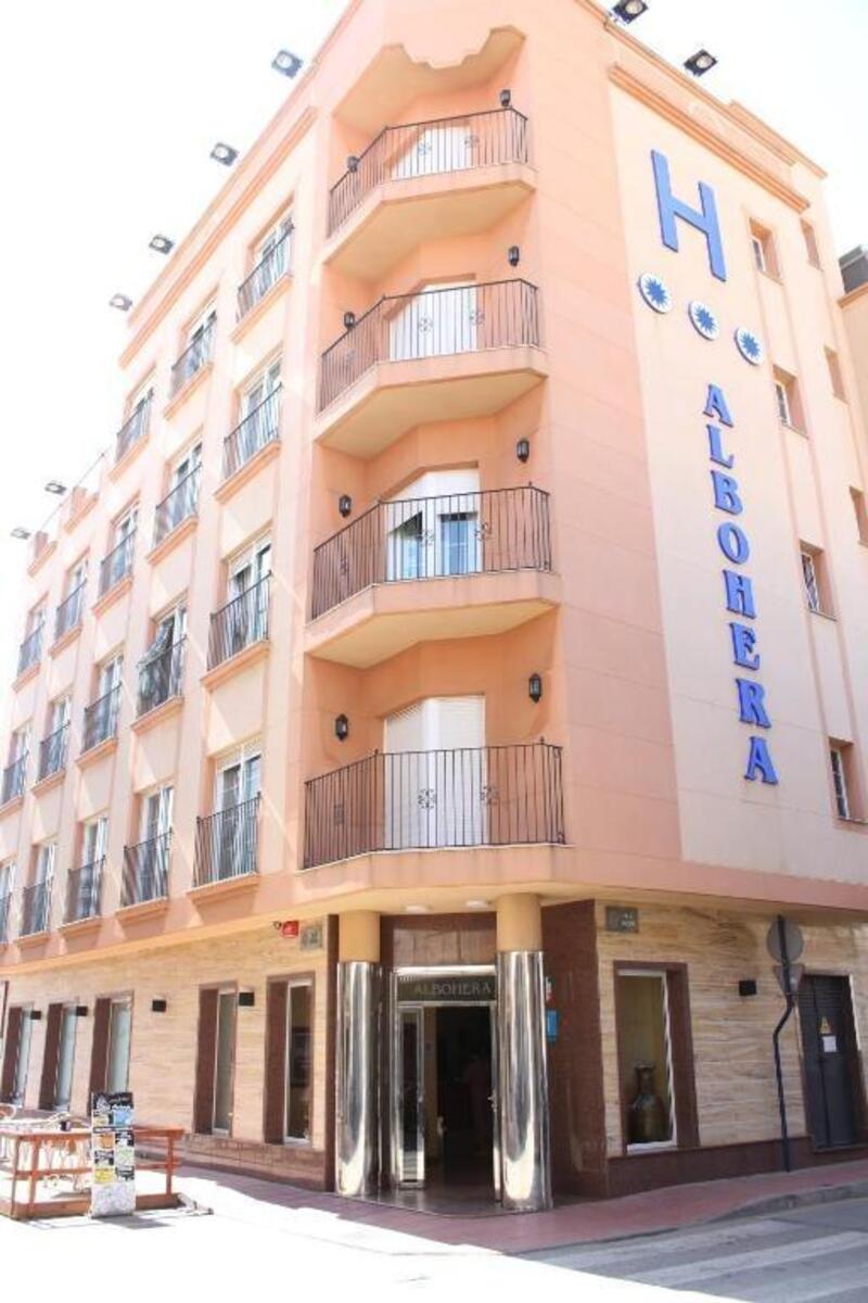 Коммерческая недвижимость продается в Santiago de la Ribera, Murcia