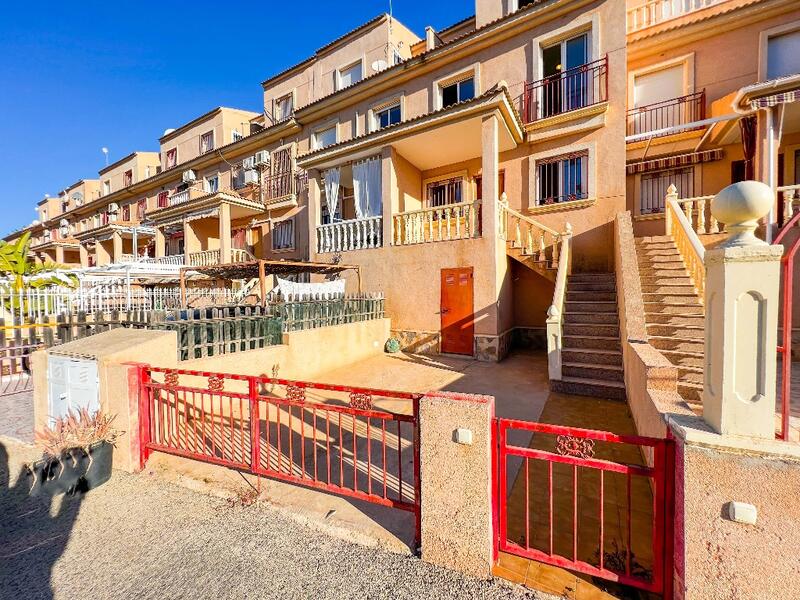 Stadthaus zu verkaufen in Playa Flamenca, Alicante