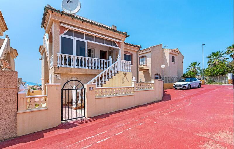 5 Cuarto Villa en venta