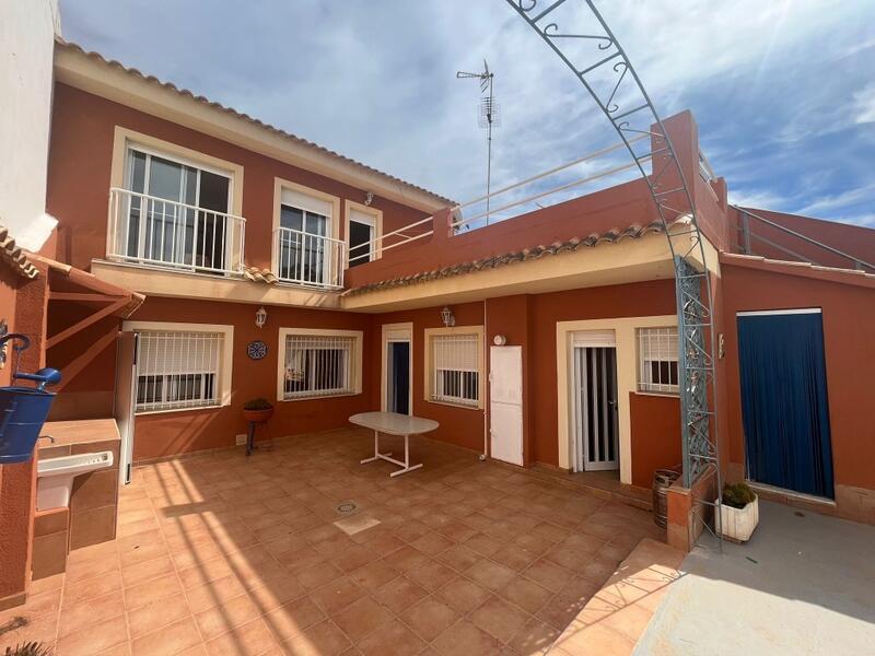 5 Cuarto Villa en venta