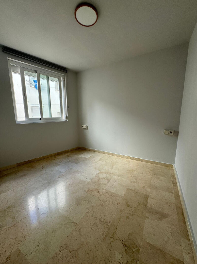 2 slaapkamer Appartement Te koop