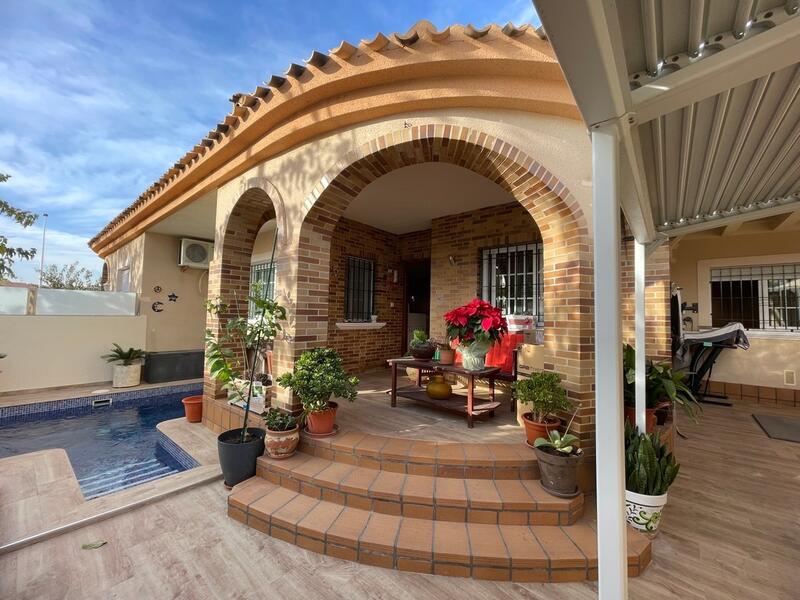 Townhouse for sale in San Pedro del Pinatar, Murcia