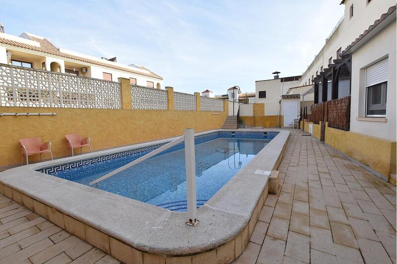 квартира продается в San Fulgencio, Alicante