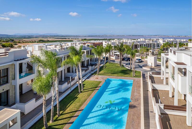 Apartamento en venta en Torrevieja, Alicante