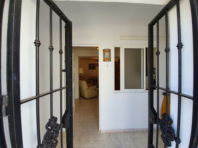 Townhouse for sale in Guadiaro, Cádiz