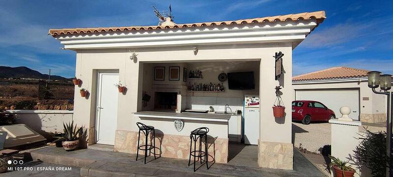 4 Cuarto Villa en venta