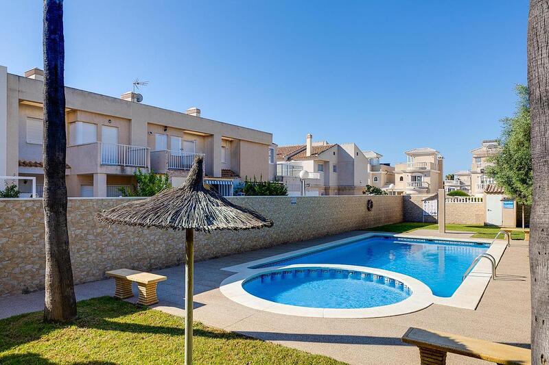 Townhouse for sale in Torrevieja, Alicante