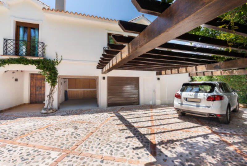 4 Cuarto Villa en venta