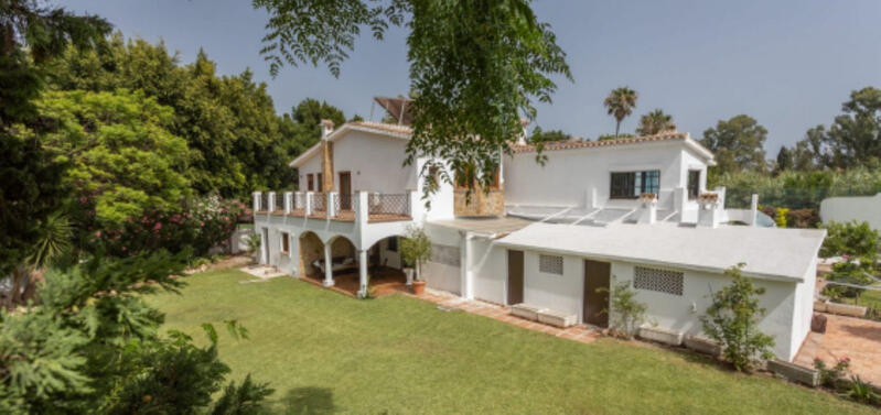 4 Cuarto Villa en venta