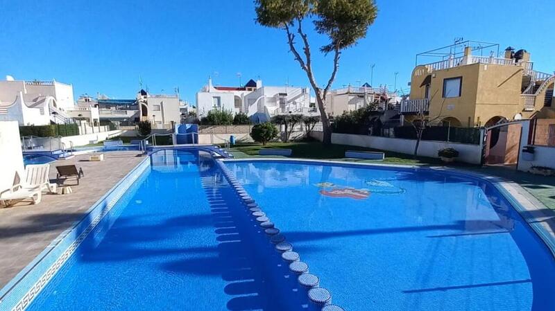 Apartment for sale in Torrevieja, Alicante