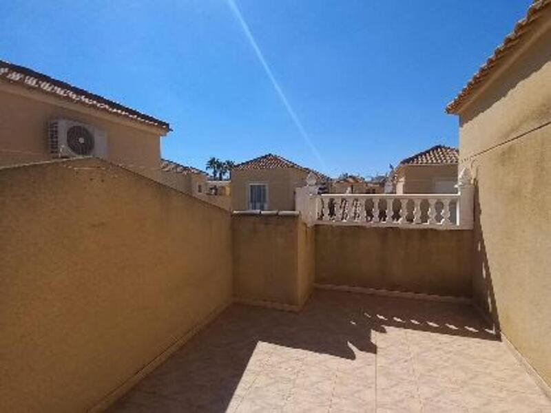 3 Cuarto Villa en venta