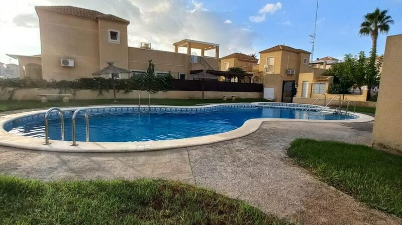 3 Cuarto Villa en venta