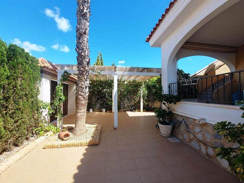 5 Cuarto Villa en venta