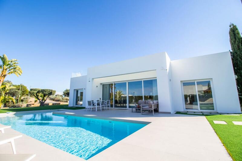 Villa à vendre dans Las Colinas Golf, Alicante