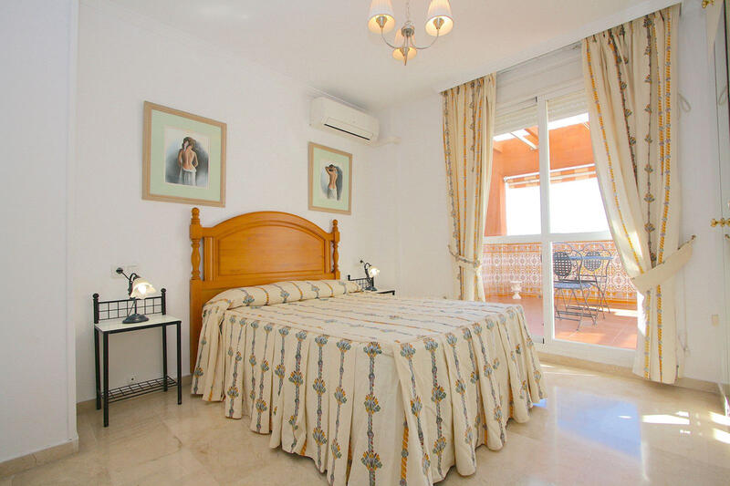 4 bedroom Apartment for sale