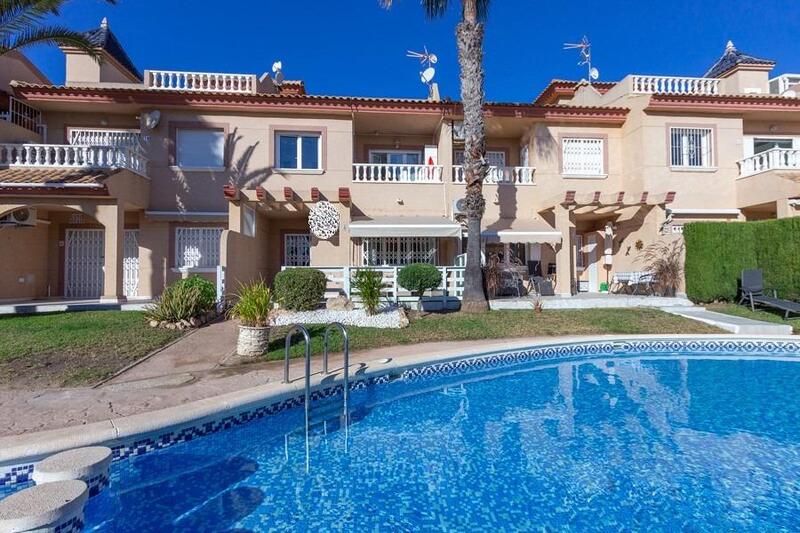 Townhouse for sale in Torrevieja, Alicante