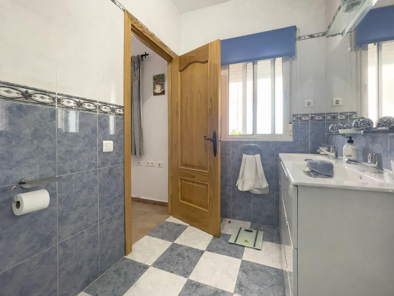 4 Cuarto Villa en venta