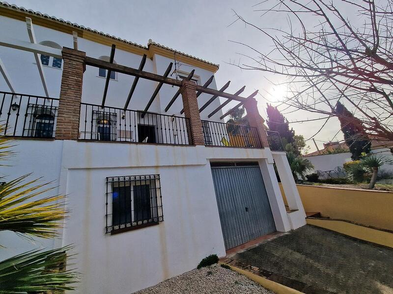 4 Cuarto Villa en venta