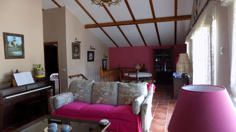 4 bedroom Country House for sale