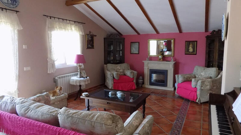 4 bedroom Country House for sale