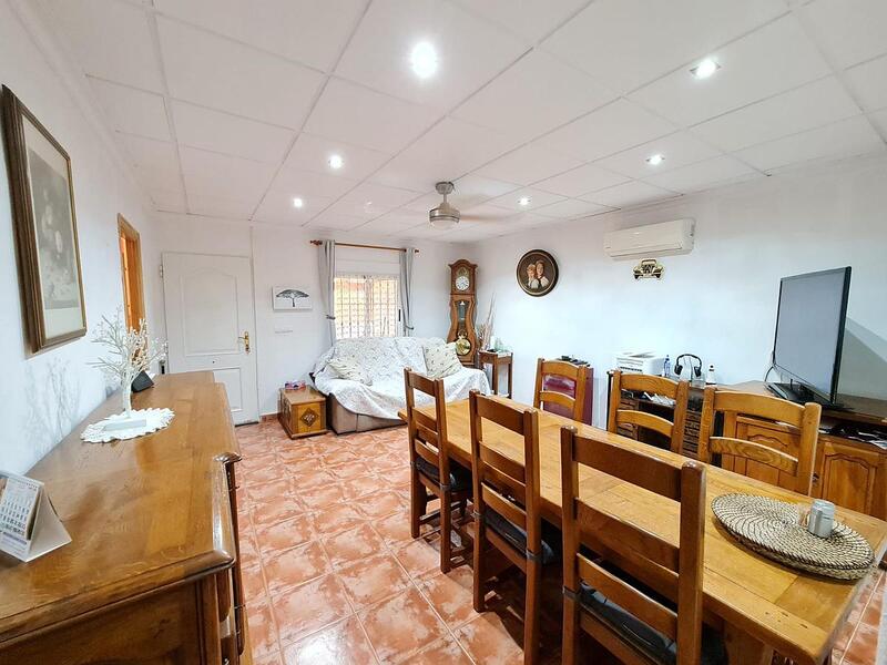 2 Cuarto Villa en venta