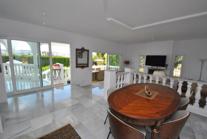 5 bedroom Villa for sale