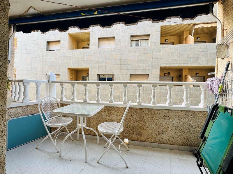 Apartamento en venta en La Mata, Alicante