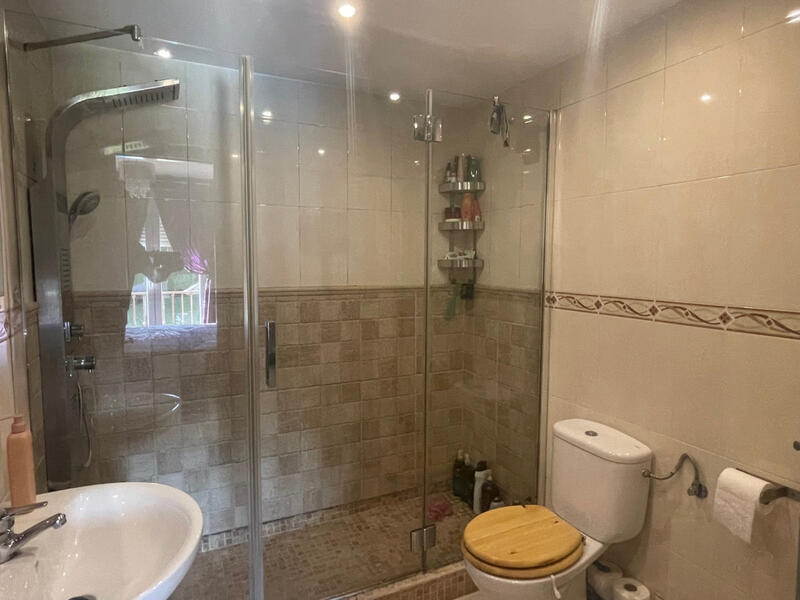 3 Cuarto Adosado en venta