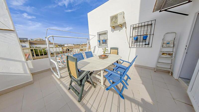 4 bedroom Apartment for sale