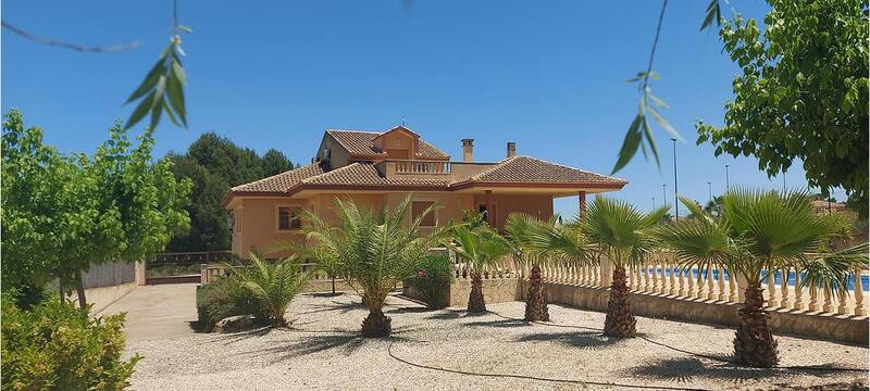 Villa for sale in Calasparra, Murcia