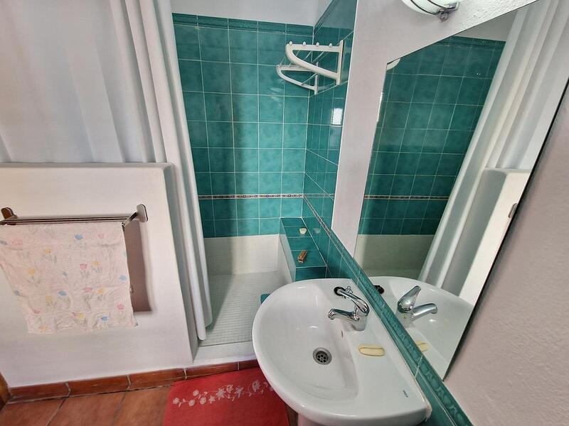 2 Cuarto Adosado en venta