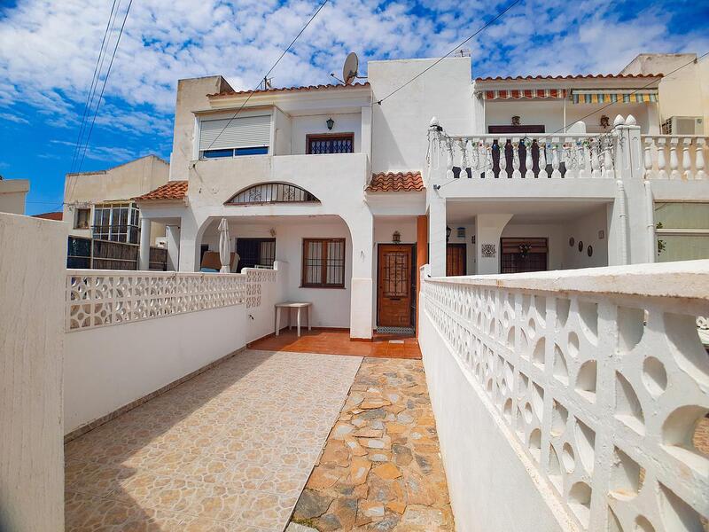 Townhouse for sale in Torrevieja, Alicante