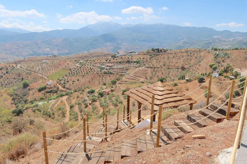 Landsted til salg i Alozaina, Málaga