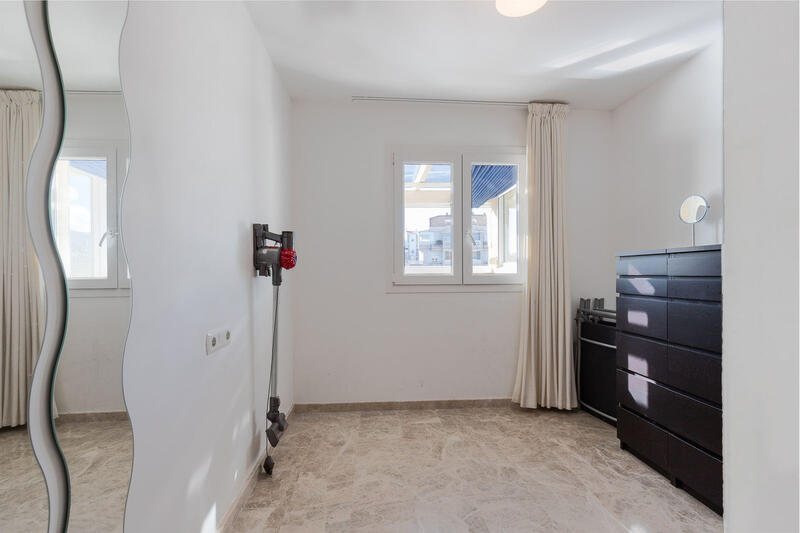 6 chambre Appartement à vendre