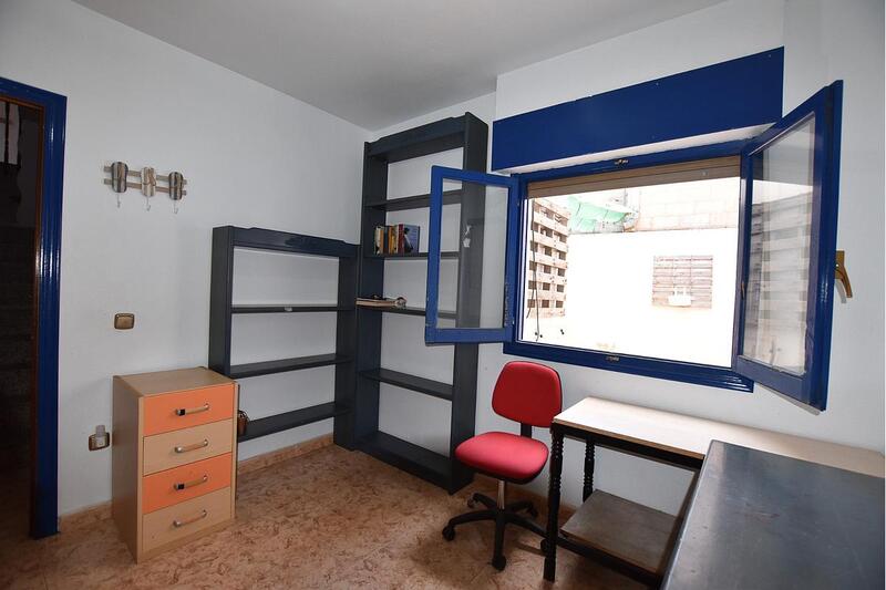 4 Cuarto Adosado en venta