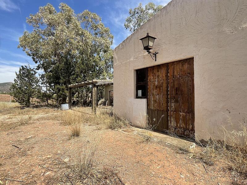 4 chambre Auberge à vendre