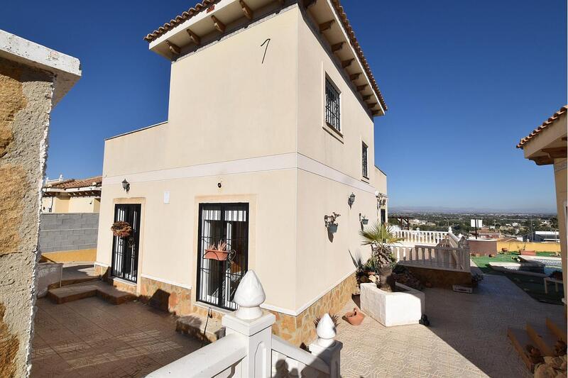 5 Cuarto Villa en venta