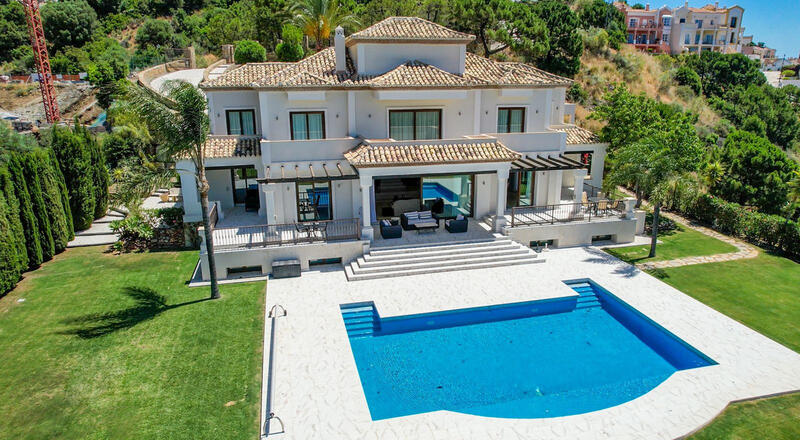 Villa til salgs i Benahavis, Málaga