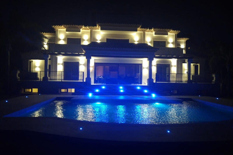 6 bedroom Villa for sale