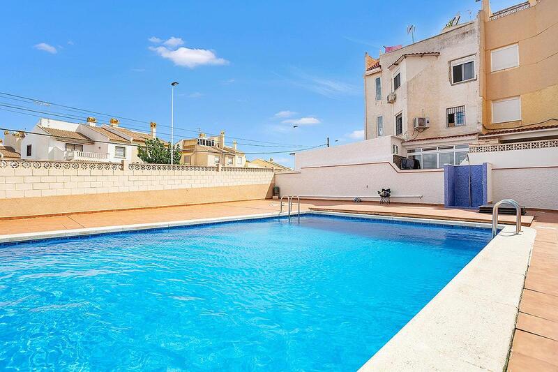 Apartment for sale in Torrevieja, Alicante