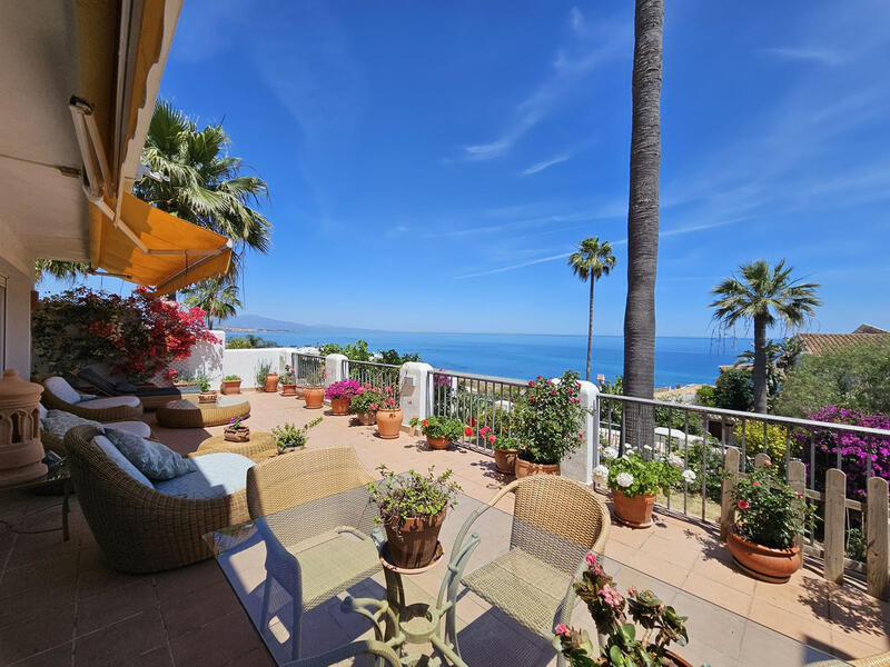 Maison de Ville à vendre dans Casares Playa, Málaga