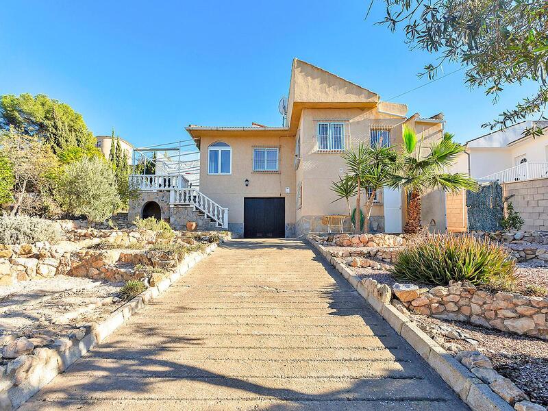 Villa till salu i Torrevieja, Alicante