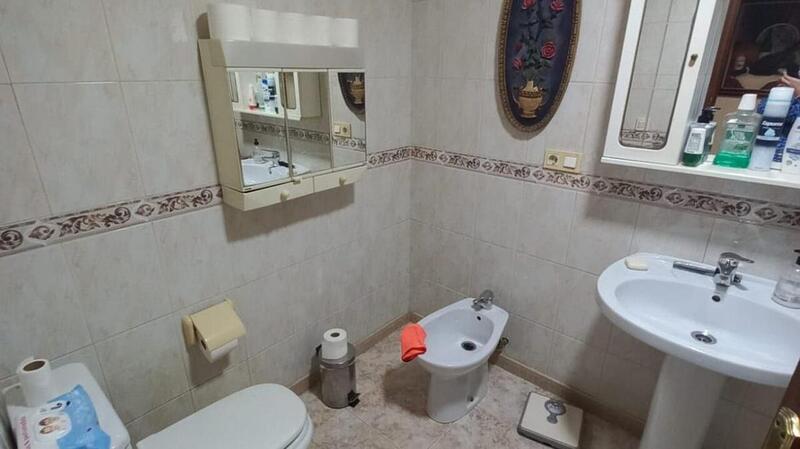 2 Cuarto Villa en venta