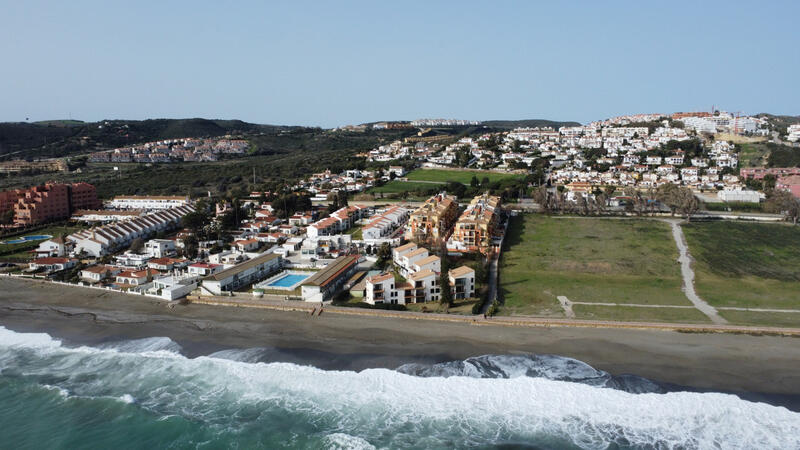 Lägenhet till salu i La Duquesa, Málaga