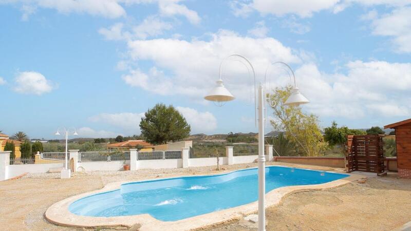 Villa for sale in Alacant/Alicante, Alicante