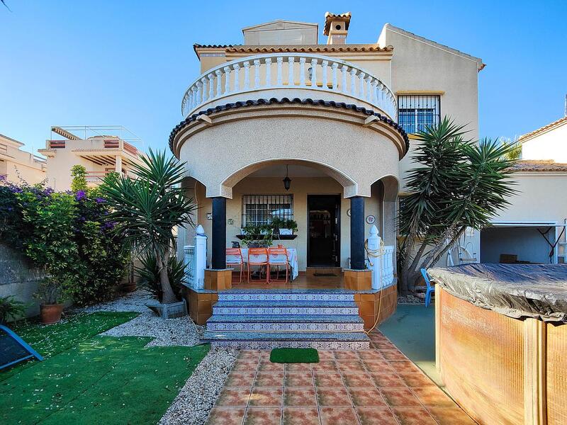 3 bedroom Villa for sale