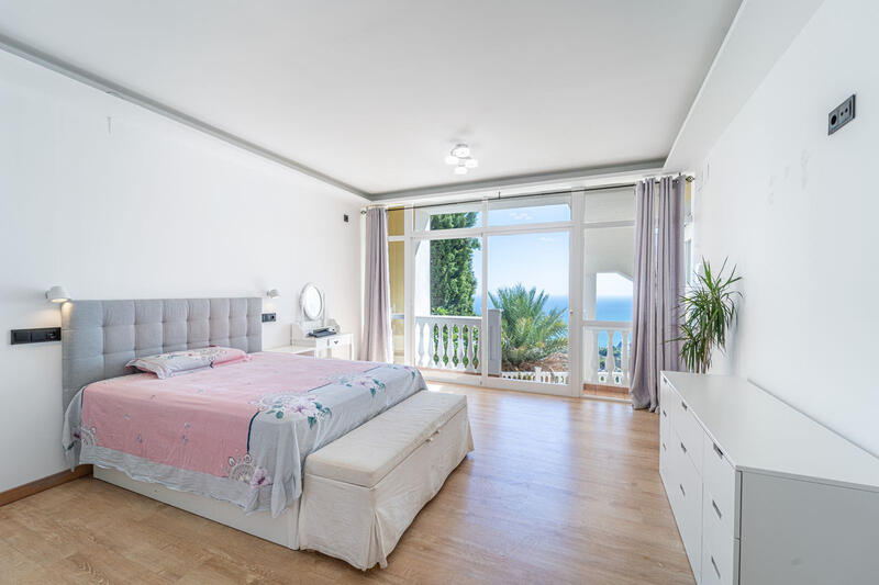 6 Schlafzimmer Villa zu verkaufen