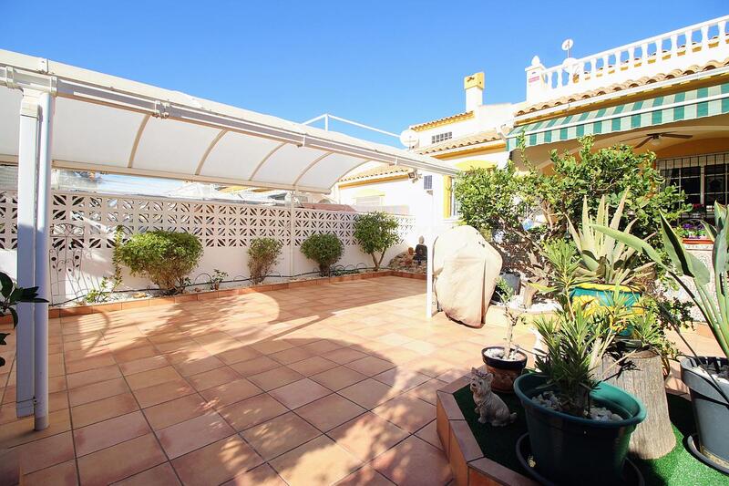 Townhouse for sale in Torrevieja, Alicante